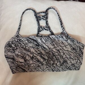 All in Motion Women’s Size Medium Black and White Strappy Sports Bra Fitness